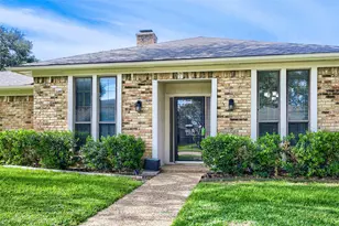1202 E Berkeley Dr, Richardson, TX 75081 - Photo 2