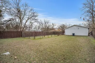 4029 Knox Street, Fort Worth, TX 76119 - Photo 24