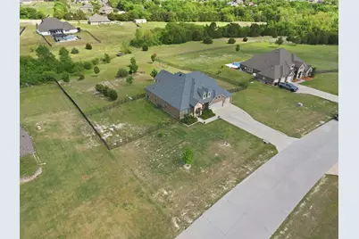 108 Fallen Oak Drive, McKinney, TX 75071 - Photo 32