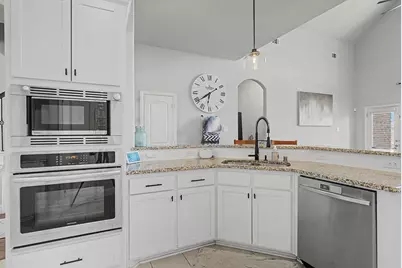 108 Fallen Oak Drive, McKinney, TX 75071 - Photo 10