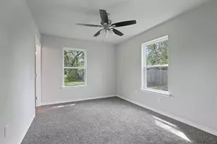 317 Jones St, Bonham, TX 75418 - Photo 8