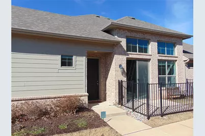 2649 Chardonnay Court, Grand Prairie, TX 75054 - Photo 4