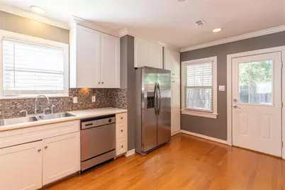 5102 Bradford Drive, Dallas, TX 75235 - Photo 10