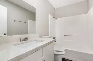 7300 Windhaven Rd, North Richland Hills, TX 76182 - Photo 14