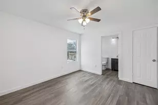 3847 Stalcup Rd, Fort Worth, TX 76119 - Photo 16