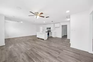 3847 Stalcup Rd, Fort Worth, TX 76119 - Photo 6