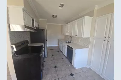 2429 Salmon, Irving, TX 75062 - Photo 16