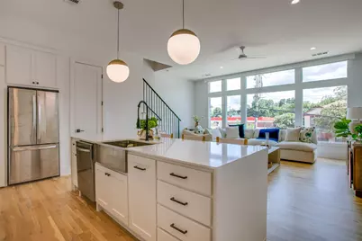 6039 Lewis Street, Dallas, TX 75206 - Photo 4