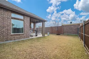 1310 Venezia Ln, Lewisville, TX 75077 - Photo 26