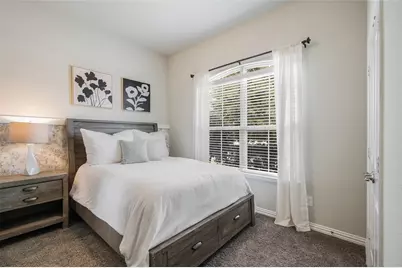 1310 Venezia Lane, Lewisville, TX 75077 - Photo 18