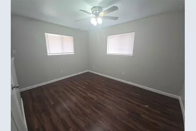 2900 Laramie St, Irving, TX 75062 - Photo 14