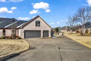 6000 Justine Ct, Granbury, TX 76049 - Photo 6