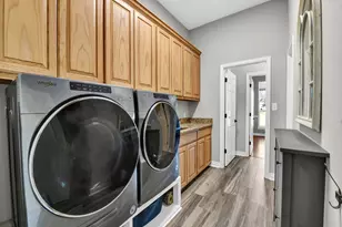 6000 Justine Ct, Granbury, TX 76049 - Photo 28