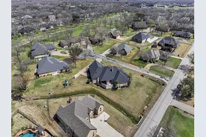 6000 Justine Court, Granbury, TX 76049 - Photo 4