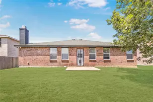 925 Brooks Dr, Cedar Hill, TX 75104 - Photo 18