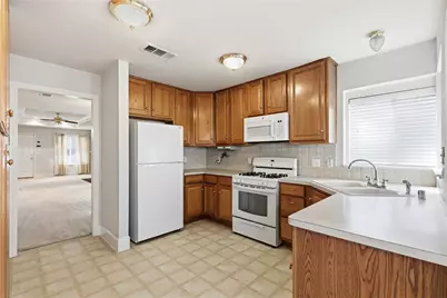 403 S 11th Street, Garland, TX 75040 - Photo 10