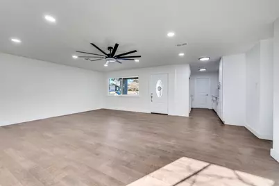 2501 S Fielder Road, Arlington, TX 76015 - Photo 4