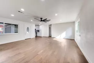 2501 S Fielder Rd, Arlington, TX 76015 - Photo 6