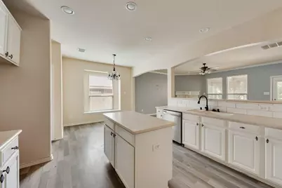 851 Grant Street, Burleson, TX 76028 - Photo 6