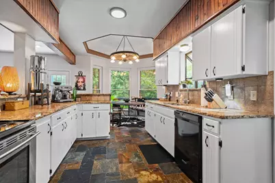 75 Lakepoint Loop, Pottsboro, TX 75076 - Photo 8