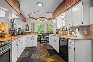 75 Lake Point Loop, Pottsboro, TX 75076 - Photo 8