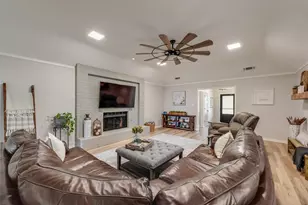 602 Greensprings St, Lewisville, TX 75077 - Photo 12