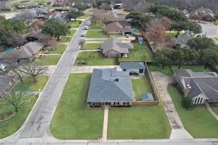 602 Greensprings St, Lewisville, TX 75077 - Photo 32