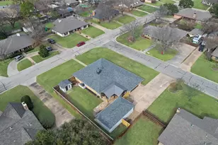 602 Greensprings St, Lewisville, TX 75077 - Photo 6