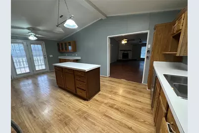 109 Canyon Valley Court, Weatherford, TX 76085 - Photo 10