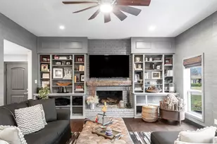 9612 Whitehurst Dr, Dallas, TX 75243 - Photo 8