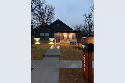 2217 Christine Avenue, Fort Worth, TX 76105 - Photo 2