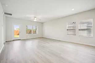 804 London Town Ln, Princeton, TX 75071 - Photo 6
