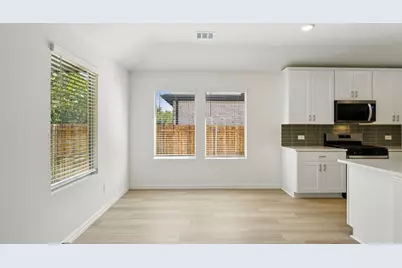 802 London Town Lane, Princeton, TX 75071 - Photo 6