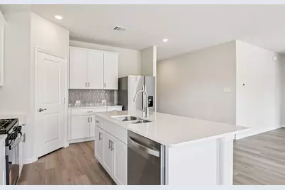 2021 Carriage Court, Seagoville, TX 75159 - Photo 4