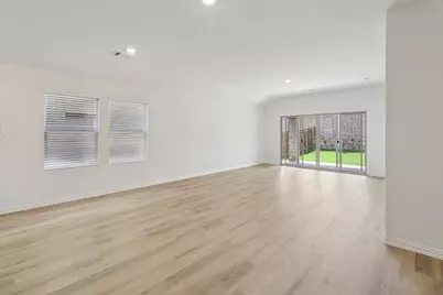 2018 Carriage Court, Seagoville, TX 75159 - Photo 10