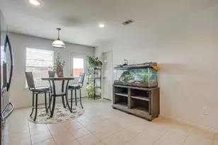 305 Chalkstone Dr, Fort Worth, TX 76131 - Photo 12