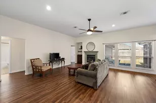 617 Jamie Ln, Mansfield, TX 76063 - Photo 6