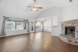 8304 Cloverglen Ln, Fort Worth, TX 76123 - Photo 4