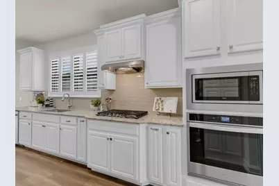 7608 Redwood Forest Lane, Little Elm, TX 76227 - Photo 10