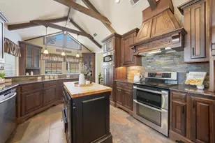 2902 Cambridgeshire Dr, Carrollton, TX 75007 - Photo 6