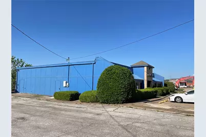 625 W Dickey, Grand Prairie, TX 75051 - Photo 4