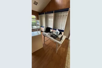 625 W Dickey, Grand Prairie, TX 75051 - Photo 12