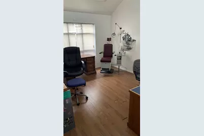 625 W Dickey, Grand Prairie, TX 75051 - Photo 6