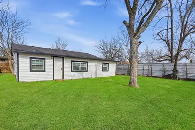 1100 SE 9th Street, Mineral Wells, TX 76067 - Photo 20