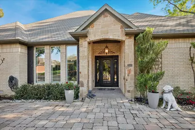 2448 Clearspring Drive N, Irving, TX 75063 - Photo 6