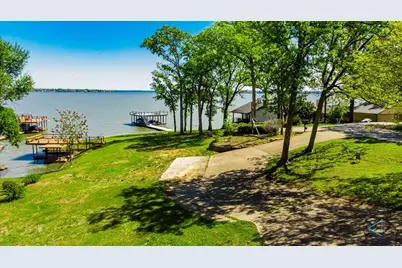 433 Winding Shore Drive, Tool, TX 75143 - Photo 2
