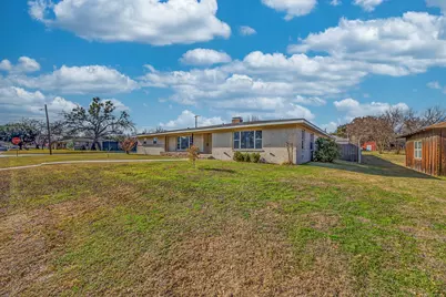 7001 Richlynn Terrace, Richland Hills, TX 76118 - Photo 4