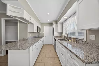 7001 Richlynn Terrace, Richland Hills, TX 76118 - Photo 18