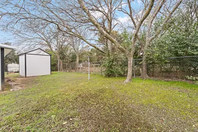 107 Avenue B Avenue, Whitney, TX 76692 - Photo 22