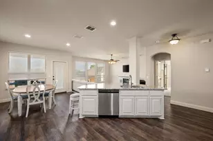 4208 Sweet Clover Ln, Fort Worth, TX 76036 - Photo 10